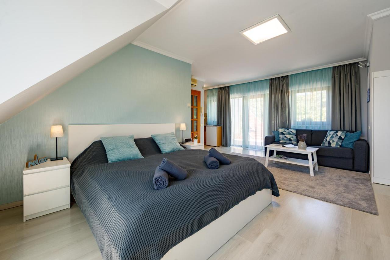 באלאטונפורד Villa Muzsa Deluxe מראה חיצוני תמונה