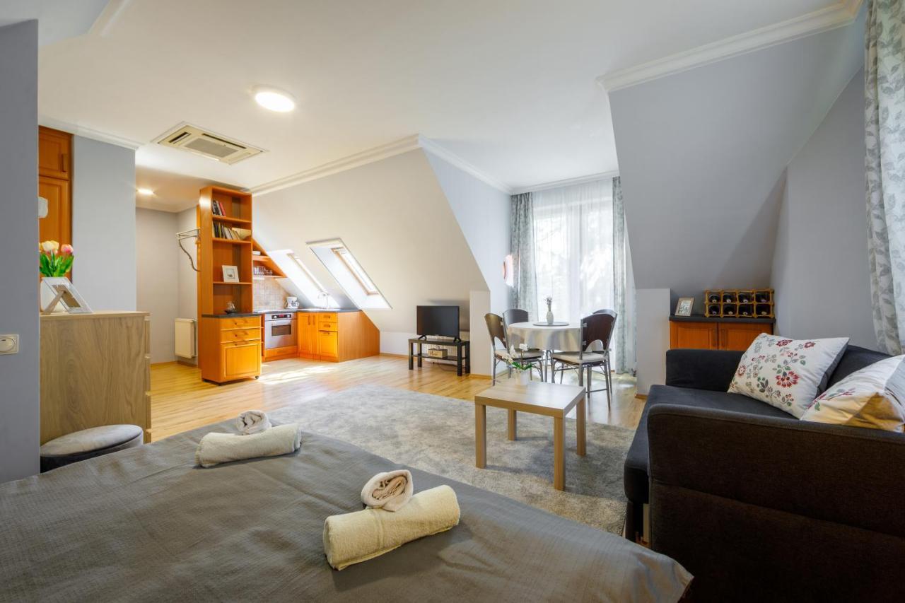 באלאטונפורד Villa Muzsa Deluxe מראה חיצוני תמונה