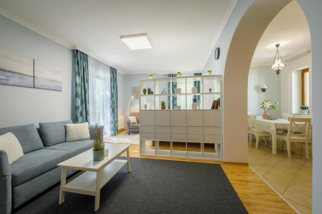 באלאטונפורד Villa Muzsa Deluxe מראה חיצוני תמונה