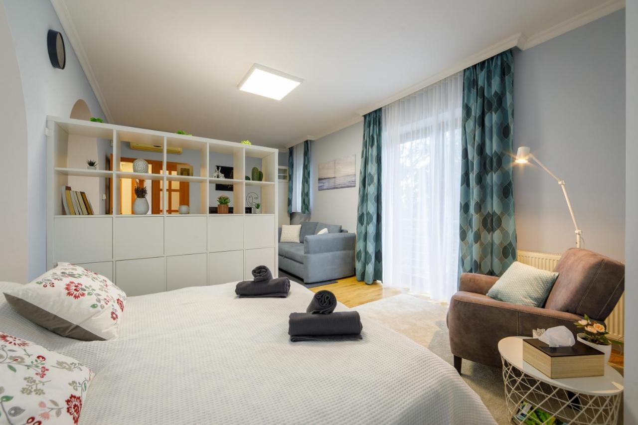 באלאטונפורד Villa Muzsa Deluxe מראה חיצוני תמונה
