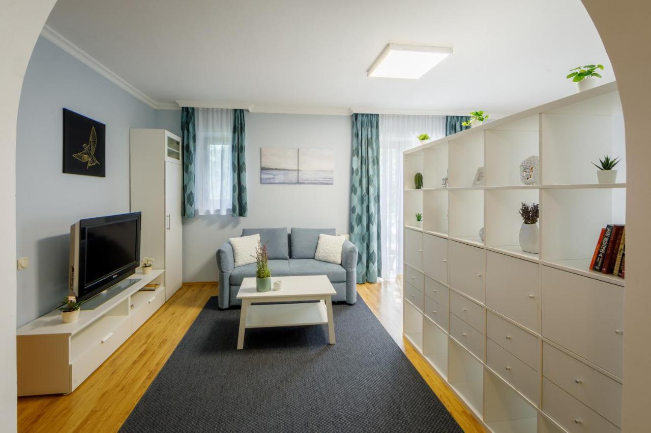 באלאטונפורד Villa Muzsa Deluxe מראה חיצוני תמונה