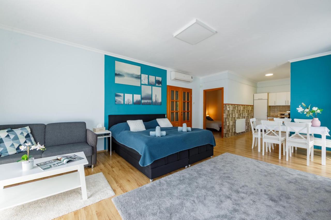 באלאטונפורד Villa Muzsa Deluxe מראה חיצוני תמונה