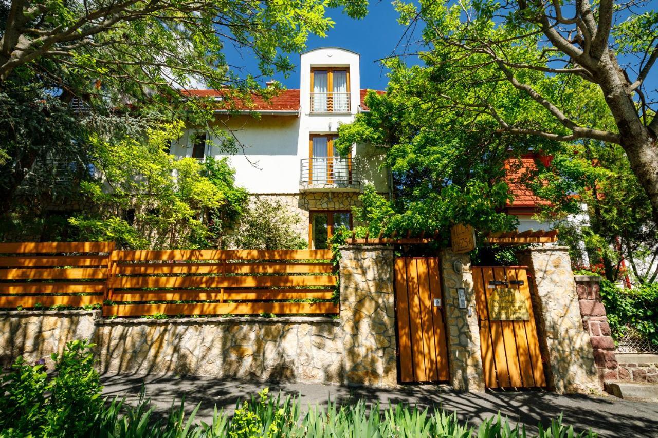 באלאטונפורד Villa Muzsa Deluxe מראה חיצוני תמונה